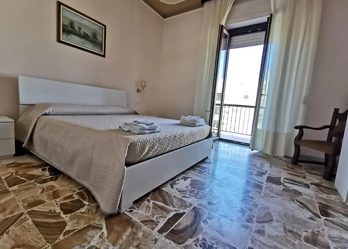 Апартаменты Alghermanzoni Альгеро