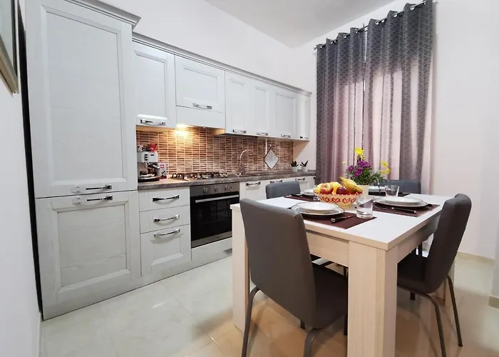 Alghermanzoni Альгеро